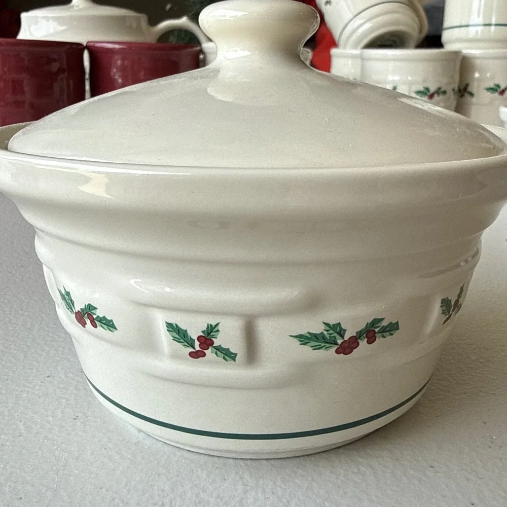 Longaberger Pottery Christmas Holly Lidded Sugar Bowl Small Casserole Dish USA